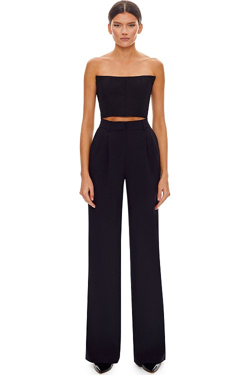 Wide trousers with two pleats