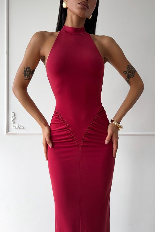 Платье с центральной драпировкой