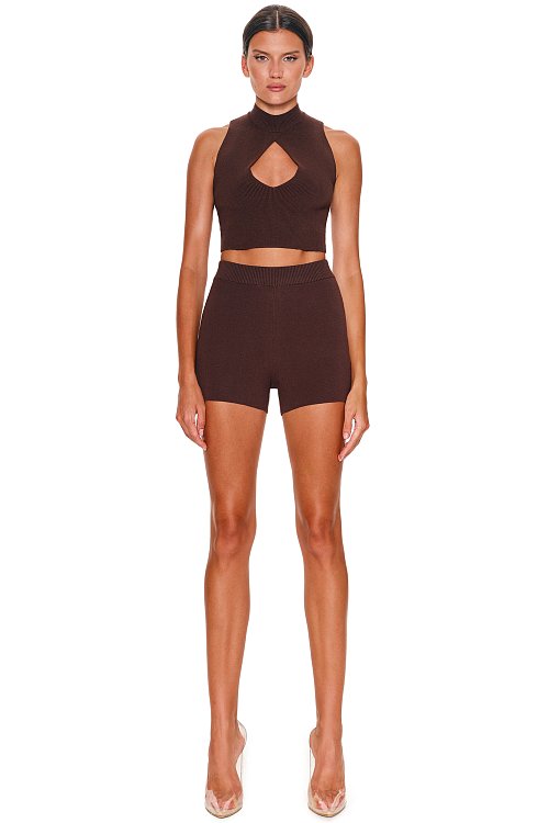 Топ с фигурным вырезом вязаный 