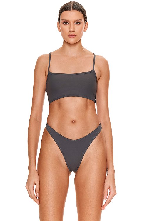 Топ на бретелях