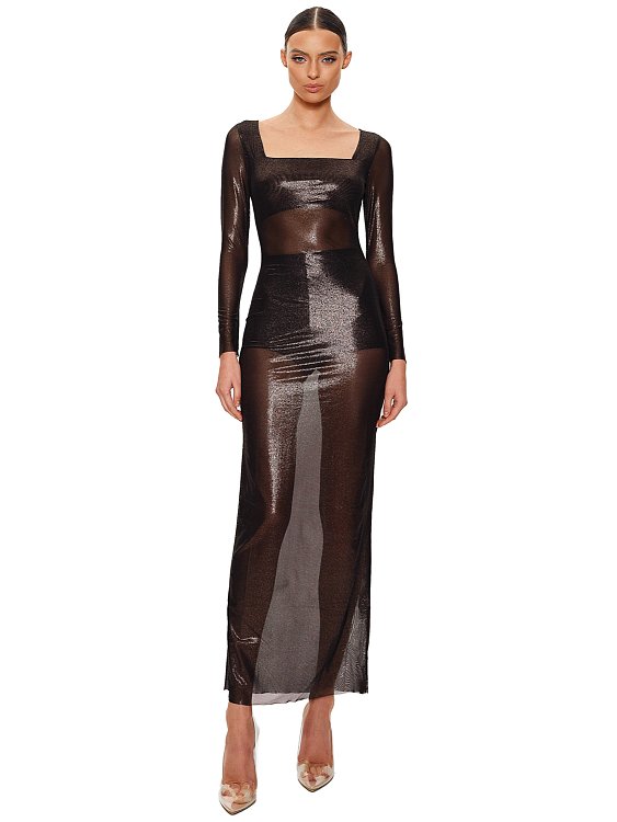 Maxi dress a deep neckline