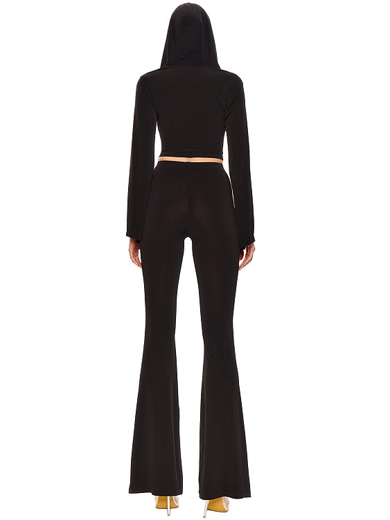 Брюки- клеш с эластичным поясом