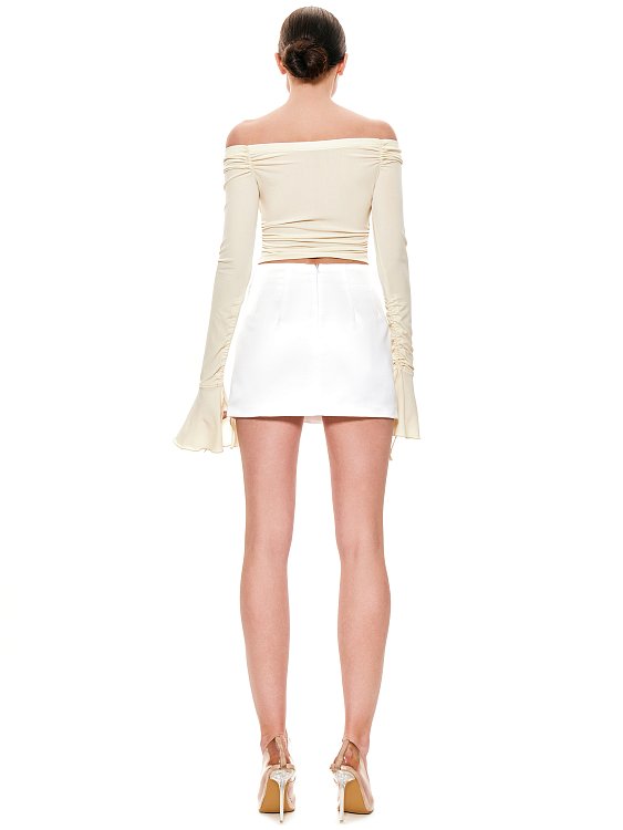 Лонгслив с расклешенными рукавами